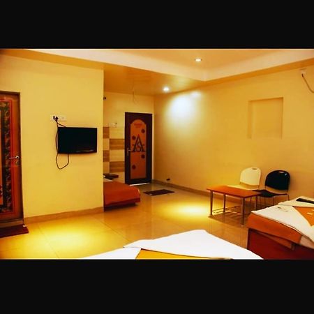 Hotel Apple Sai Residency Shirdi Εξωτερικό φωτογραφία